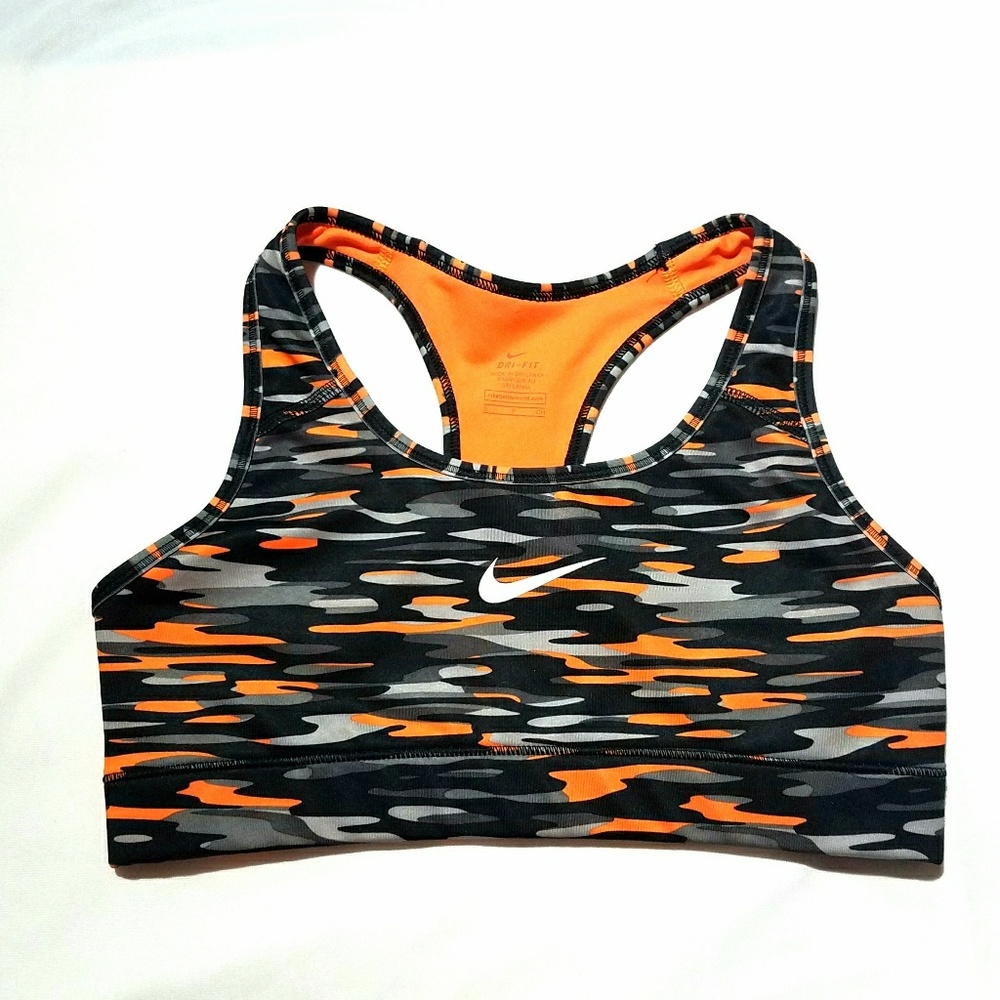 Nike drift camo small sports bra